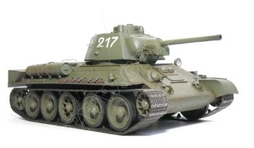 Panzer T-34 in der Version T-34/76 Model. 43, während der Schlacht von Studzianki 1944 1:25 inkl. LC-Spanten/Radsatz, inkl. Kettensatz