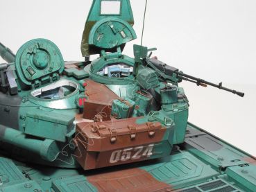 Panzer PT-91 Twardy (Weiterentwicklung T-72M1) 1:25 übersetzt!
