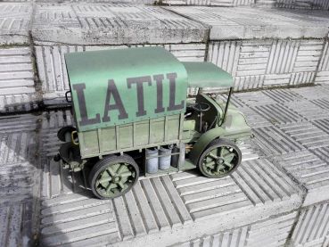 französisches (Militär-)Lastkraftwagen Latil TAR aus dem Jahr 1913 1:25 extrem!