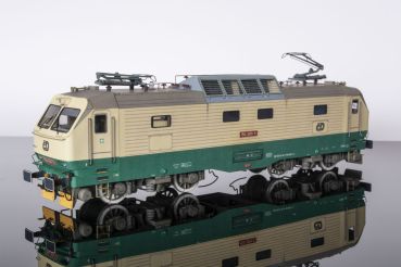 tschechoslowakische E-Lokomotive CSD-Baureihe E 499.2 (ab 1988: Baureihe 150) 1:87 extrem