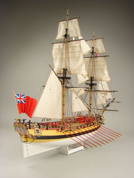 10-Kanonen-Sloop HMS Wolf aus dem Jahr 1752 1:96 übersetzt
