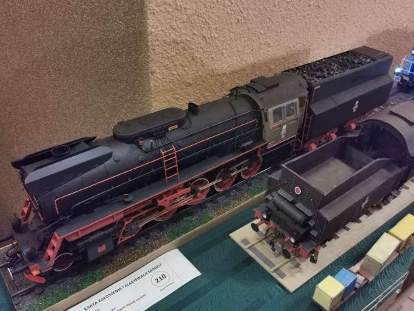 Dampflokomotive für schweren Güterzugverkehr Ty51 1:25 extrem; über 92cm-lang!