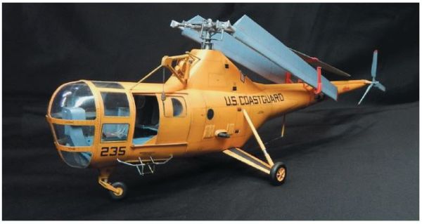 2 Modelle des Hubschraubers Sikorsky S-51 / H03S-1 (US-Navy und US Coastal Guard) 1:33 inkl. 1x Spantensatz und 1x Kanzel
