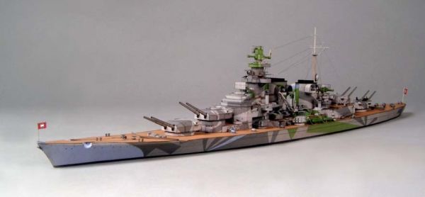 *Superpanzerschiff Grossdeutschland (Projekt H39) 1400