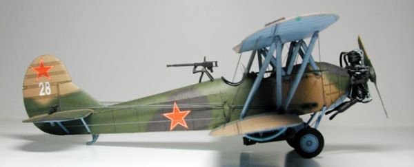 Nachtbomber Polikarpov PO-2 1:33 (Erstausgabe) übersetzt, ANGEBOT