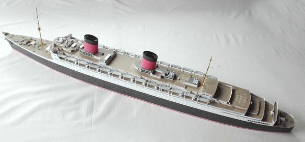 Transatlantikliner RMS Queen Elizabeth (1950) 1:400