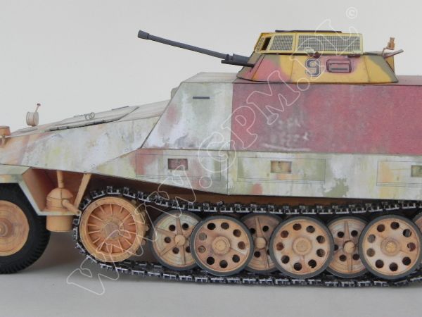 Schützenpanzerwagen Sd.Kfz. 251-23 mit 2-cm-KwK auf Ausf. D 1:25 extrempräzise² inkl. LC-Zurüstsatz
